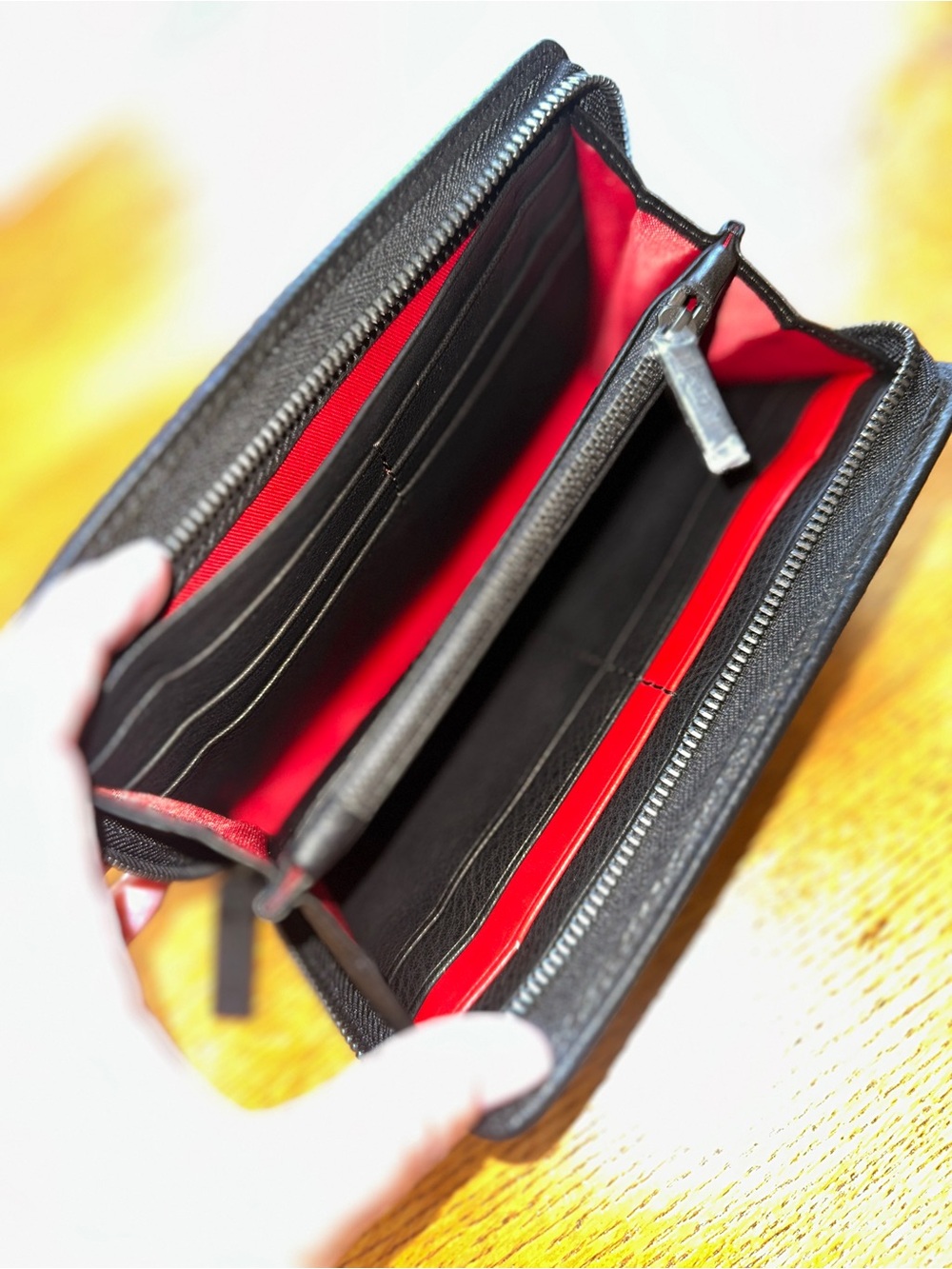 Hammitt 405 Wallet-Gunmetal Black on black stud detail. Leather Zip Wallet. - Picture 4 of 4